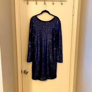 Long sleeved short navy blue sequin dress